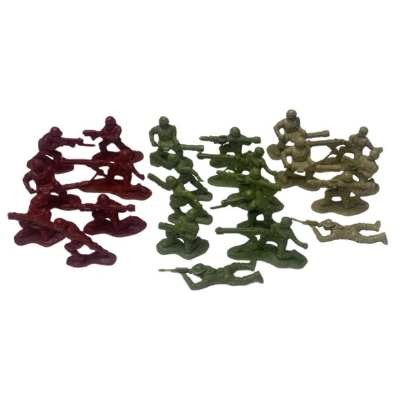 Corp Army Elite Plastic Army Men Lot of 23 - Picture 1 of 8